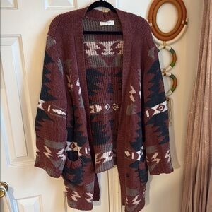 ARULA Burgundy and Gray Patterned Cardigan